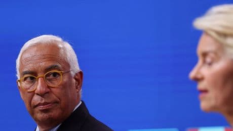 Il Consiglio Ue si spacca su Israele: Sanchez chiede l’embargo, Italia contraria. Leader pronti a nuove sanzioni a Mosca
