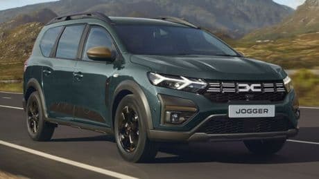 Dacia Jogger al centro della scena. Arriva l'auto modulare e dai consumi contenuti