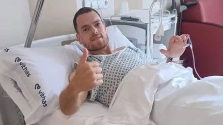 Unai Laso, operado con éxito del tendón de su rodilla derecha
