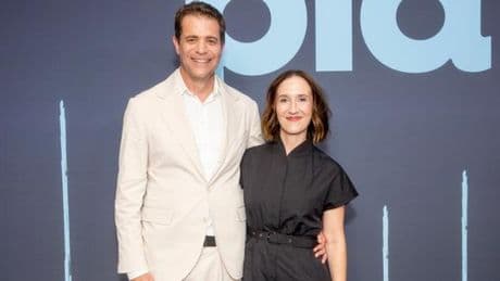 Nick Stoller et Francesca Delbanco, créateurs de la série « Platonic » : « Ecrire sur ce que nous traversons est notre seule façon de travailler »