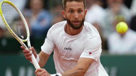 En direct | Roland-Garros 2025 : Corentin Moutet commence fort, Novak Djokovic soigne son entrée, Elsa Jacquemot rejoint le deuxième tour