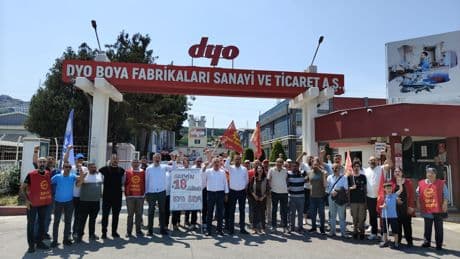 Emek Partisinden grevdeki DYO işçilerine bayram ziyareti