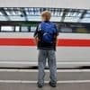 „Klimaschutz auf die Fahnen schreiben, aber Umweltbewusste verprellen“: Deutsche Bahn wegen Aus für Familienreservierung weiter unter Druck