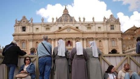 Konklave – Papst: Wieder schwarzer Rauch über der Sixtinischen Kapelle