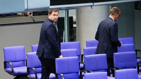 SPD | Der linke Flügel rebelliert nicht: Seeheimer Kreis bringt die SPD auf CDU-Kurs
