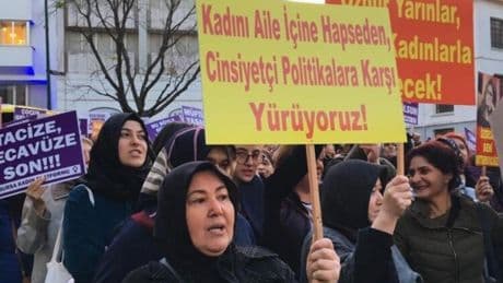 Aile Bakanlığından ayrımcılık dayatması: Toplumsal cinsiyet ve benzeri kavramları  kullanmayın