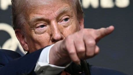 Wegen Epstein unter Druck: Donald Trump schürt das Feuer