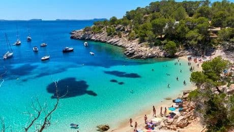 Free Ibiza holiday up for grabs for spontaneous Brits ready to jet off immediately