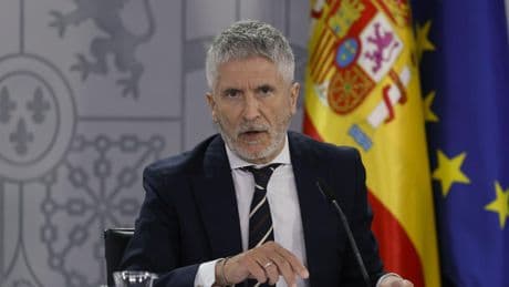 Interior impulsa una ley para reforzar el control de los empleados de infraestructuras críticas