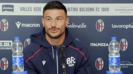 Bologna, Orsolini dopo il no all&rsquo;Arabia: &ldquo;Preferisco la felicit&agrave; ai soldi. E sul futuro...&quot;