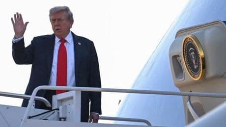 En direct, guerre en Ukraine : Donald Trump est en route pour l’Alaska, avant le sommet avec Vladimir Poutine