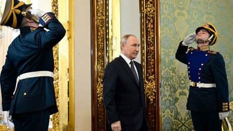 Economia russa, la pace fa paura: ecco perché a Putin conviene continuare la guerra in Ucraina