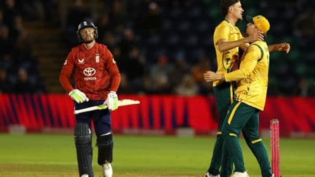 England lose rain-affected first T20 to South Africa in Cardiff