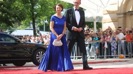 Opern-Spektakel: Roter Teppich für die Politik - Bayreuth-Start nach Gewitter