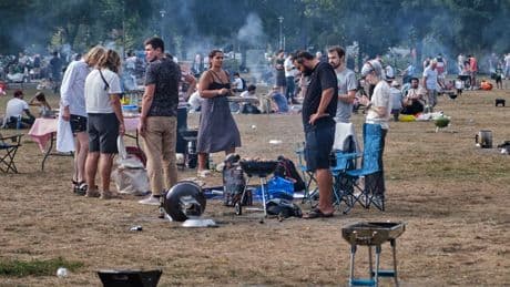 Berlin: "Massive Belastung" – Anwohner starten Petition gegen Grillwiese