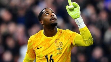 Why AC Milan Goalkeeper Mike Maignan Became A Chelsea Transfer Target