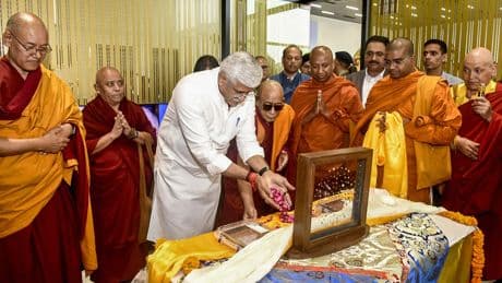 Après avoir empêché leur vente aux enchères, l’Inde récupère ses joyaux sacrés liés à Bouddha