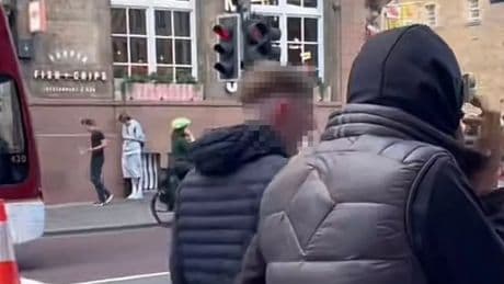 Moment Edinburgh Fringe performer 'attacked by youths' on Royal Mile