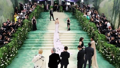 Here's What Happens When Stars Actually Get Inside The Met Gala