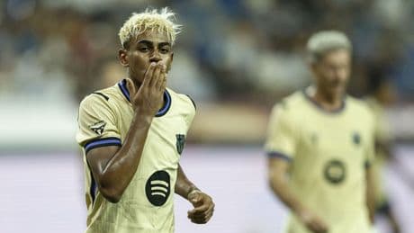 Lamine, en su primer partido con la 10: "Es un sueño marcar con esta camiseta y este número"