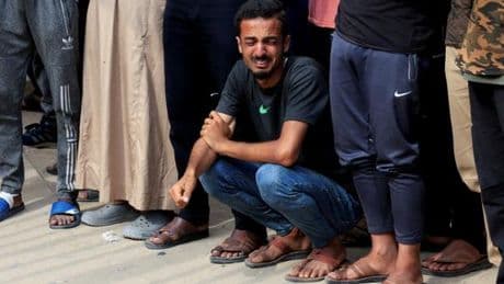 Guerre à Gaza : au moins 20 personnes tuées par des tirs israéliens, à nouveau près d’un point de distribution humanitaire