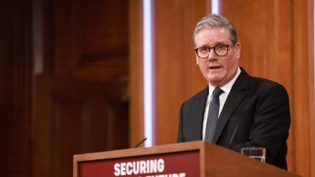 Starmer faces criticism over immigration plans