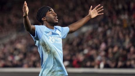 Newcastle United, Anthony Elanga'yı transfer etti