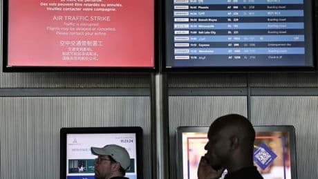 Changement d'heure, repas... Comment éviter le jet lag et s'en remettre au plus vite