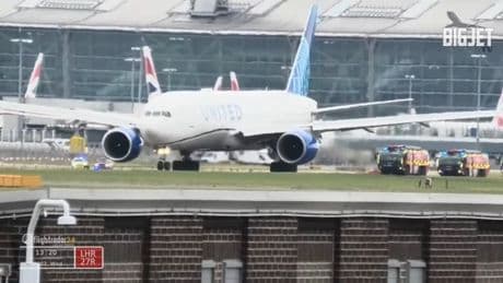Police surround United Airlines plane after it makes emergency landing at Heathrow