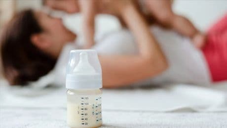 SON DAKİKA! Bakanlık açıkladı: Anne sütü satışı yasaklandı