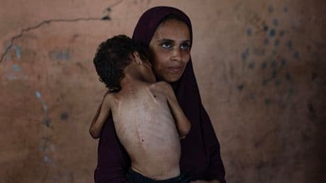 Israele: «Evacuare Deir al-Balah». Per la prima volta l’operazione di terra nella Striscia di Gaza centrale