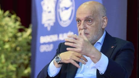 "No tenemos claro qué oculta Tebas: ¿por qué ha elegido Barça y Villarreal?"