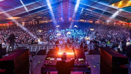 El Sónar dice adiós a Montjuïc con 150 estrenos encabezados por un doble show de Nathy Peluso