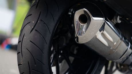 Freizeit: Was Bayern gegen lärmende Motorräder und Autos unternimmt