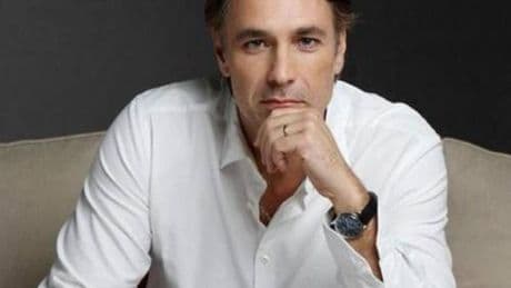 Raoul Bova, la sua (ex) masseria in Puglia è sempre sold out: quanto costa soggiornarci
