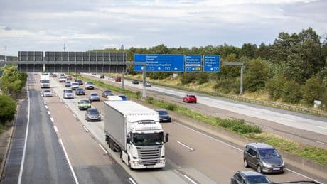 Bis zu 450 Euro Bußgeld: Deutsche Autobahnen bekommen unsichtbare Fallen