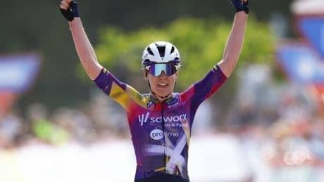 Anna van der Breggen toma el mando de la Vuelta a España en Borja