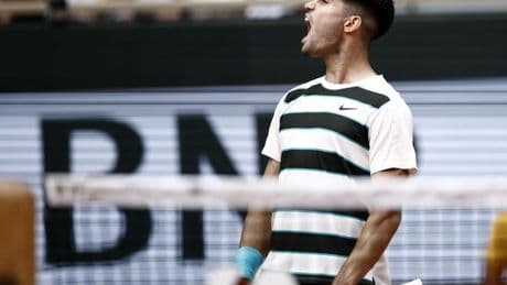 París, Ici c'est Alcaraz: rumbo a cuartos con un triunfo ante un combativo Shelton