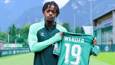 Werder Bremen: Neuzugang Samuel Mbangula zahlt Fans den Trikottausch