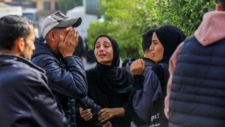 Conflit au Proche-Orient, jour 572 : les États-Unis critiquent l’Unrwa, frappes au Yémen
