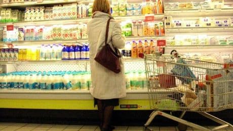 Catania, dipendenti del supermercato sfruttati: pagati 1,6 euro l'ora. Stipendi mensili di 700 euro