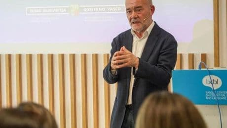 Los gobiernos central y vasco alcanzan un acuerdo sobre el decreto universitario y ponen fin a sus discrepancias