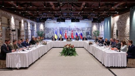 Krieg in der Ukraine: Weit entfernt von einem Frieden