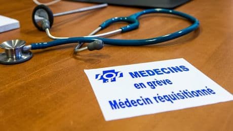 "Il faut se battre": SOS Médecins rejoint la grève contre la loi visant à lutter contre les déserts médicaux