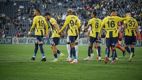 Fenerbahçe gözünü Devler Ligi'ne çevirdi! İşte sarı-lacivertlilerin muhtemel rakipleri