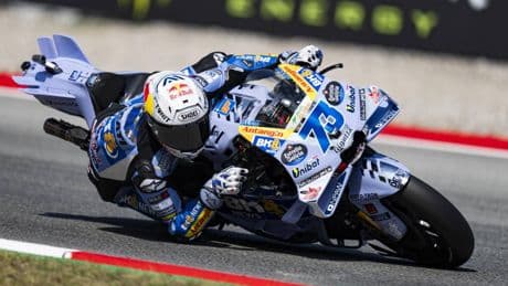 MotoGP, Alex Marquez sorprende il fratello Marc e trionfa al Montmelò