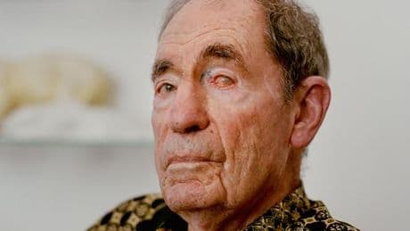 Albie Sachs, légende méconnue de la lutte contre l’apartheid