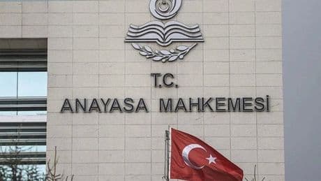 AYM'den emsal karar: Arabulucu hatası için işçiye 10 bin TL tazminat