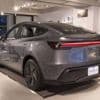 Tesla réussit sa première livraison autonome d’un véhicule à domicile, une première mondiale