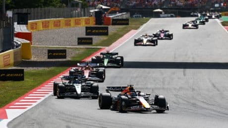 "Lo de Verstappen era bandera negra, me recordó a Valentino Rossi con Marc Márquez"